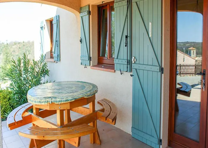 Le Platane Montagnac (Alpes-de-Haute-Provence)