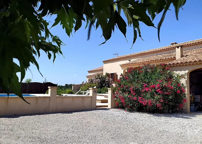 Le Platane Montagnac (Alpes-de-Haute-Provence)